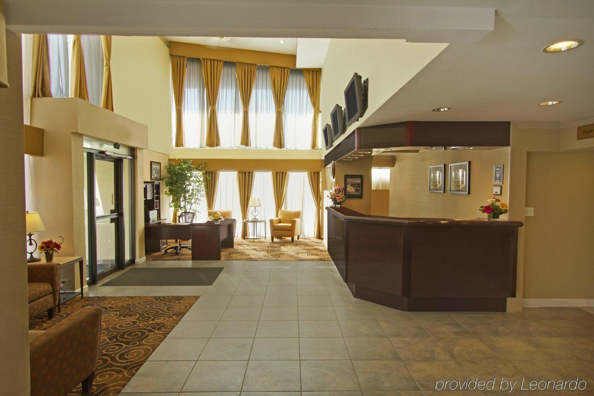 ホテル ベスト ウエスタン アット オヘア ローズモント エクステリア 写真